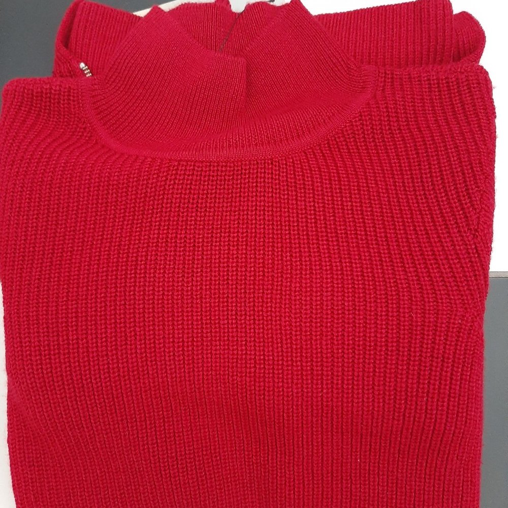 Sweater - Picture 14 of 14